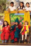 puppets 2.jpg (289706 bytes)